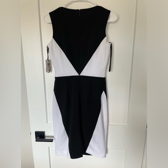 NWT Calvin Klein Black & White Colorblock Sheath Dress – Size 2 - Picture 8 of 9